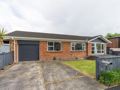1 Elmira Avenue, Chartwell