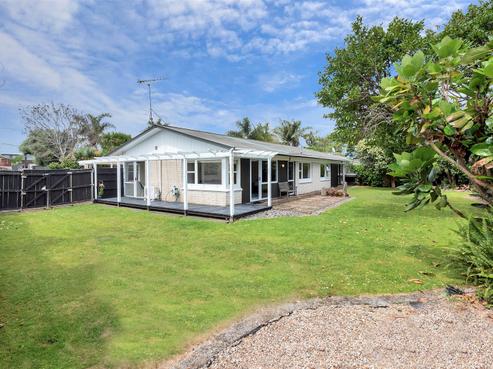 7 Barnhill Crescent, Pahurehure