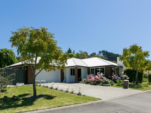 8 Flers Place, Taradale