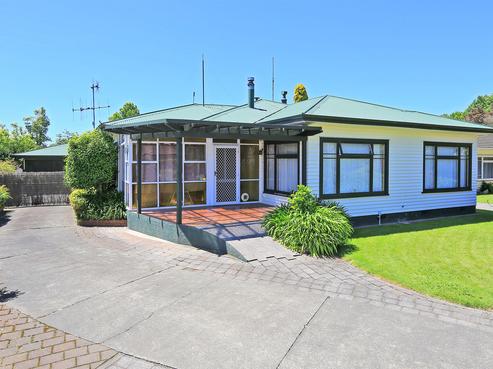 806 Maitland Crescent, Mayfair