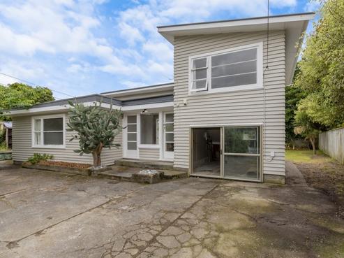 20 Main Road, Waikanae