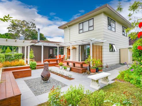 52 James Cook Street, Havelock North