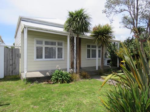 61 Russell Street, Westport