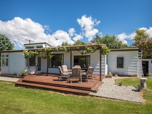 47 Kingston Street, Albert Town