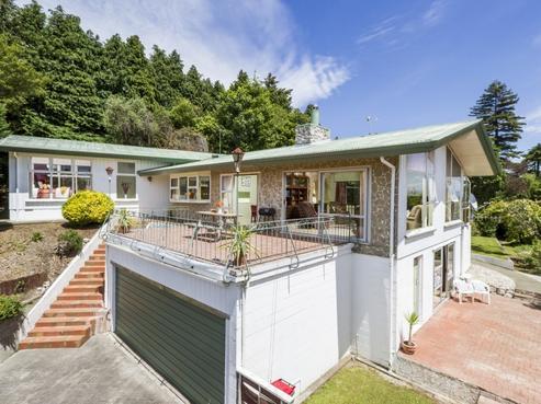 12 Isel Place, Stoke