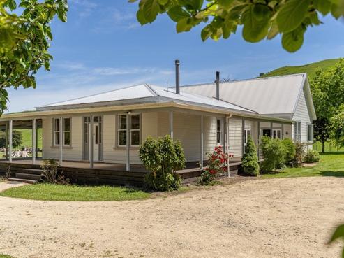 428 West Road, Mauriceville