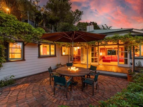8 Beachville Crescent, Beachville