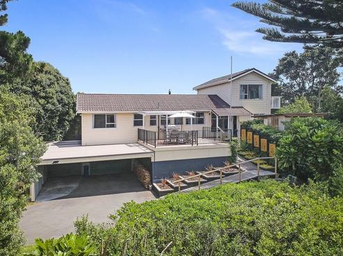 11 Horomona Road, Paekakariki