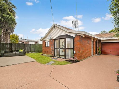 3/2 Moana Avenue, Belmont