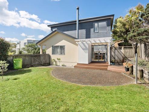 35A Taroka Close, Pinehill