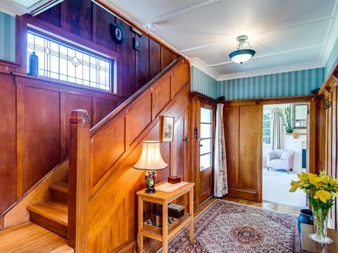 115 Thompson Road, Napier Hill