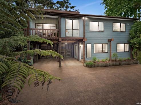 7 Atkinson Road, Titirangi