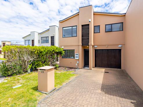 29 Puma Drive, Golflands