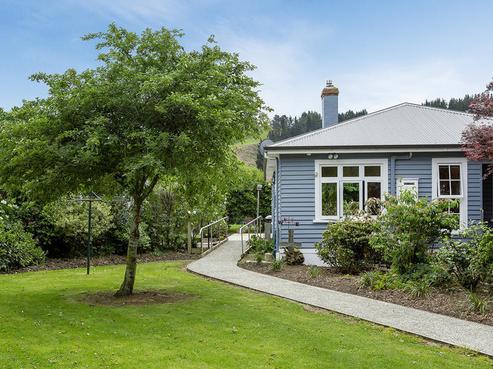 8 Holyhead Street, Outram
