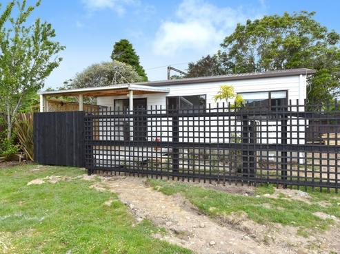 42B Palmer Crescent, Silverstream