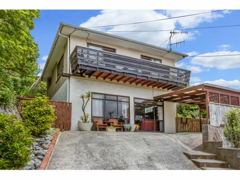 18 Bledisloe Crescent, Wainuiomata