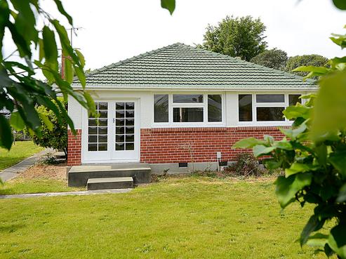 12 Charles Street, Allenton