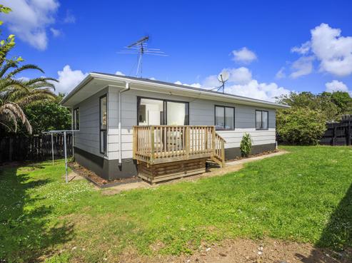 2/106 Shifnal Drive, Randwick Park
