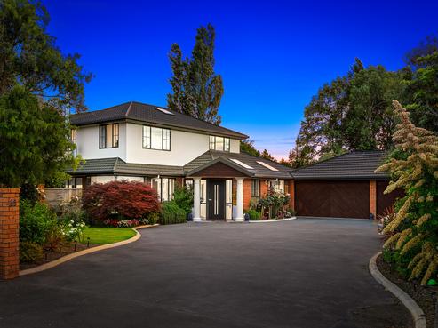 85 Regents Park Drive, Casebrook