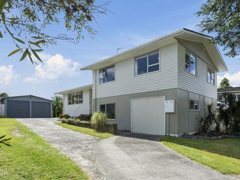 55 Eatwell Avenue, Paraparaumu Beach
