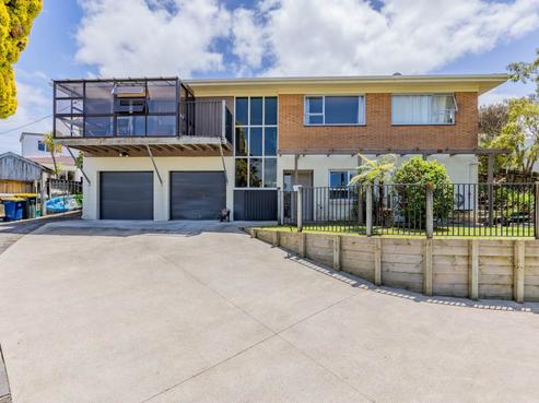 323 Beach Road, Campbells Bay