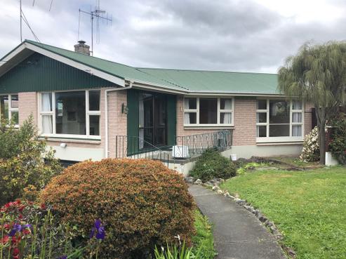 44A Arun Street, Marchwiel