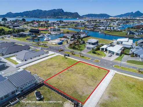 18 Waitemata Drive, One Tree Point