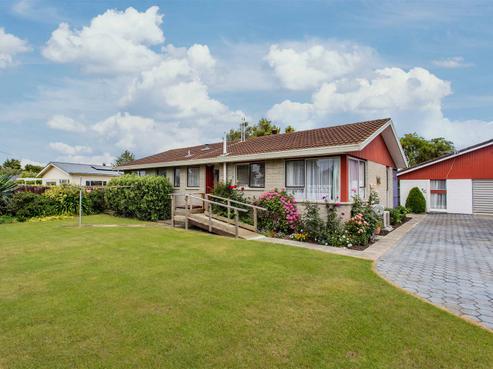 7 Main North Road, Woodend