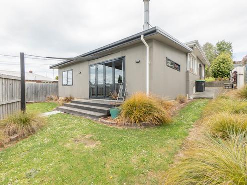 8 Canada Street, Watlington
