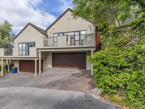 2/19 Langana Avenue, Browns Bay