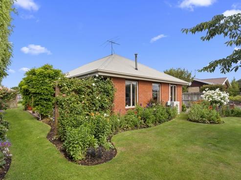7 Seadown Crescent, Amberley