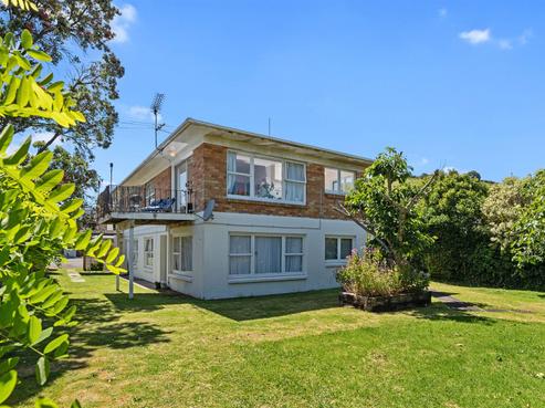 2/175 Victoria Road, Devonport