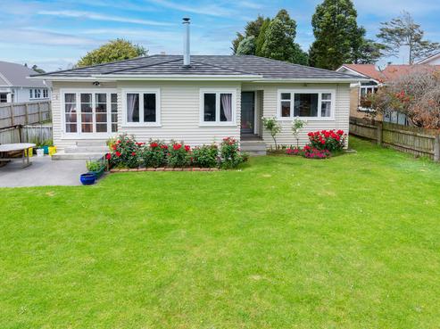 1 Carr Street, Tuakau
