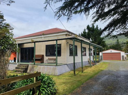 871 Seven Mile Road, Rapahoe