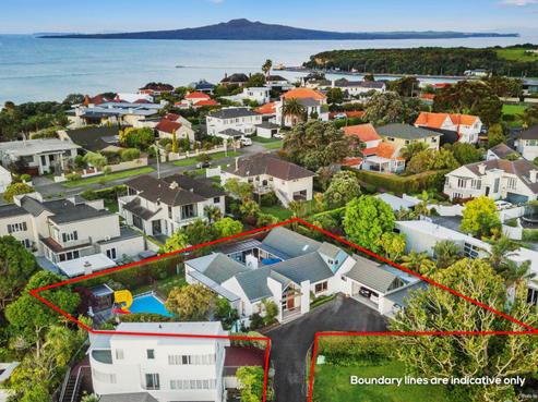 120 Paritai Drive, Orakei