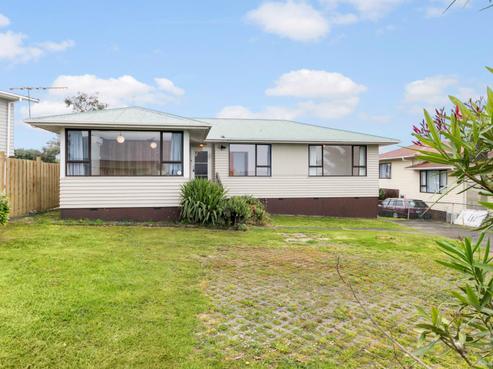 34 Kirrie Avenue, Te Atatu South