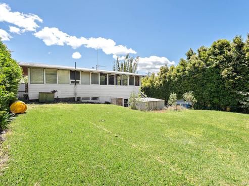 71 Tiroroa Avenue, Te Atatu South