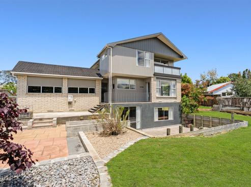 3 Stewart Place, Melville