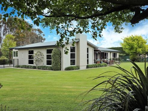 618 Bainfield Road, Myross Bush