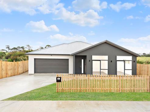 23 Tahuna Minhinnick Drive, Glenbrook