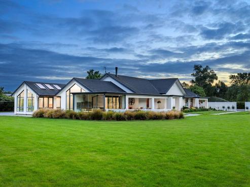 54 Glengarriff Drive, Lincoln
