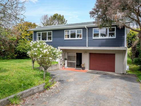 52 Golf Road, Paraparaumu Beach