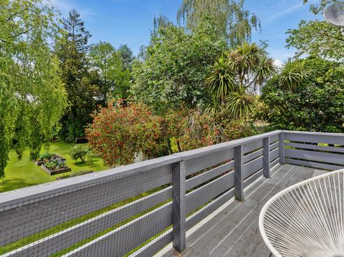 100A Grand Vue Road, Kawaha Point