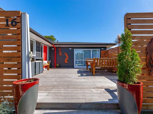 16 Marshall Avenue, Richmond Heights