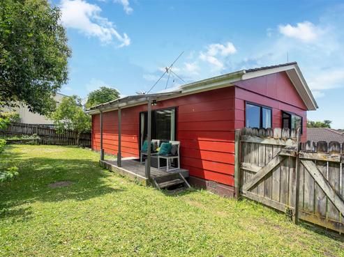 2/11 Kupari Place, Totara Vale
