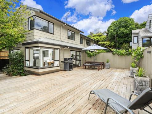 82C Parr Terrace, Castor Bay