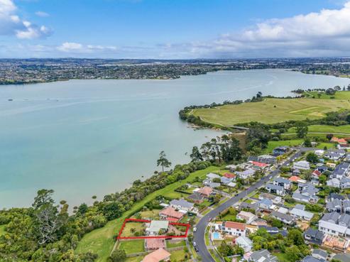 32 Silverton Avenue, Waiotaiki Bay