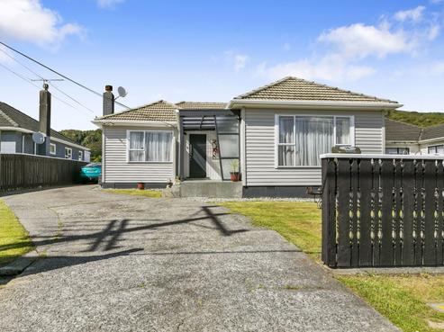 16 Hinau Grove, Wainuiomata