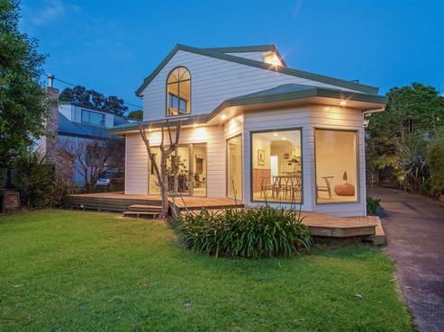 36 Wairoa Road, Narrow Neck