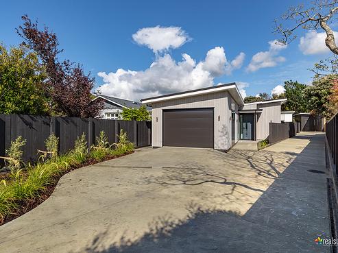 931A High Street, Avalon